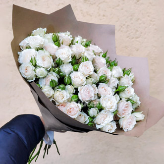 19 кустовых роз