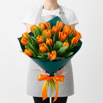 21 оранжевый тюльпан