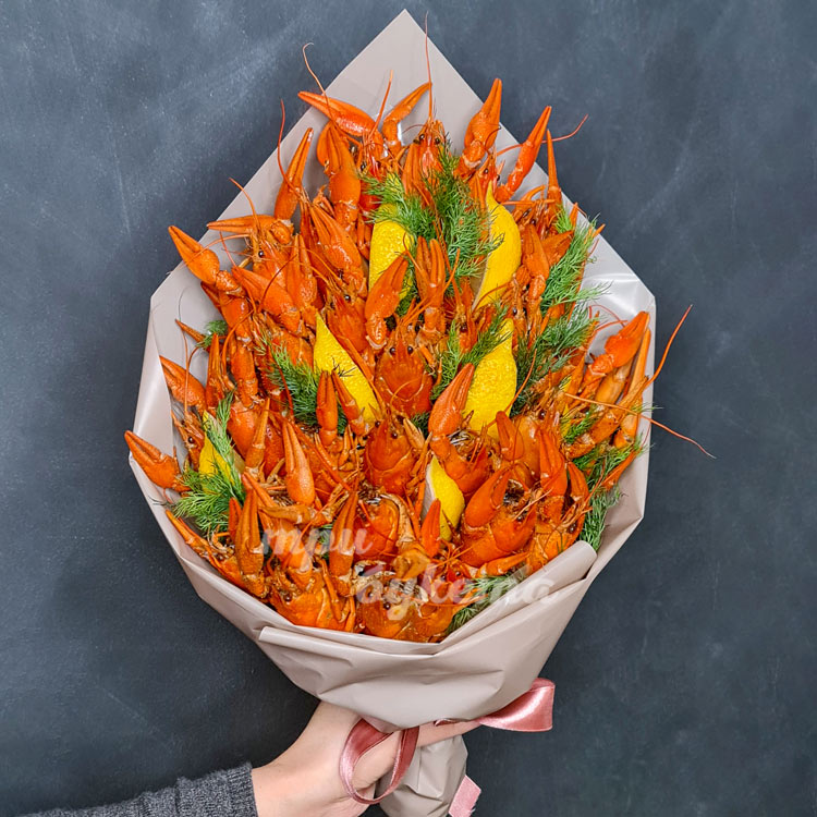 Букет из раков (1500 гр) и лимона (доп. фото)